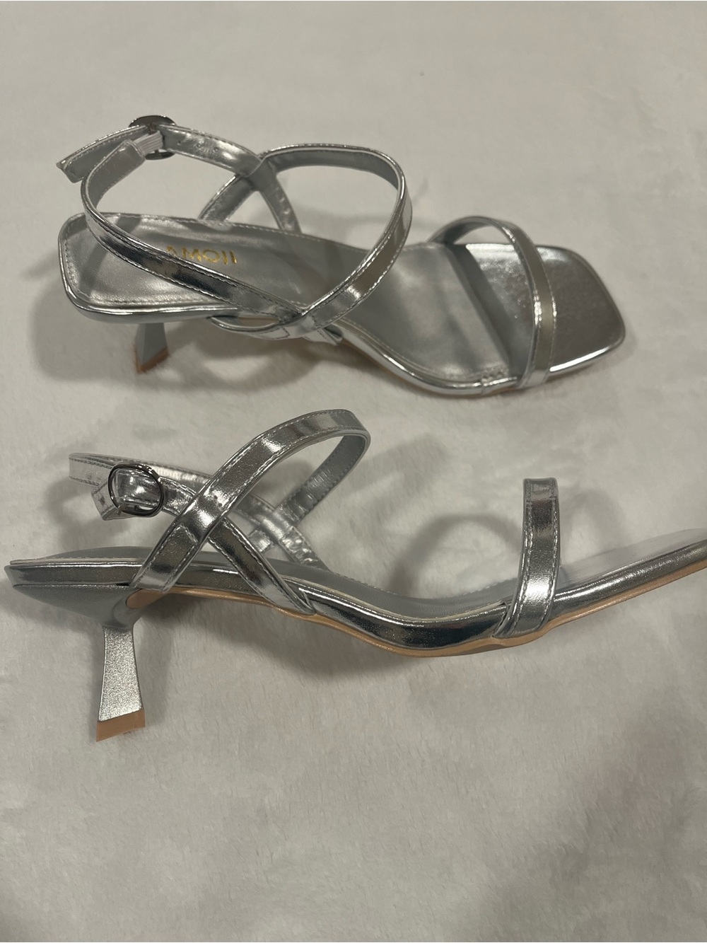 Amoji Women's Silver Square Toe Heeled Sandals - Size 8